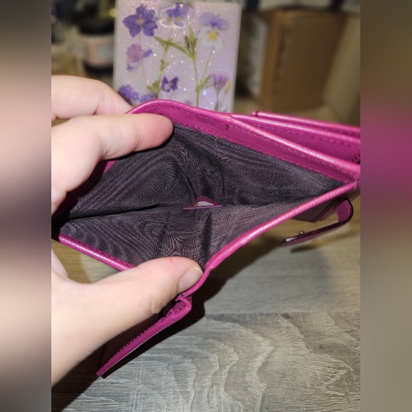 Salvatore Ferragamo wallet - Picture 9 of 13